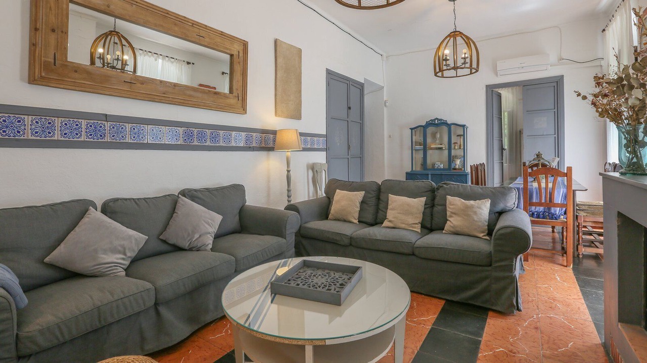 Photo of Livingroom in Constantina