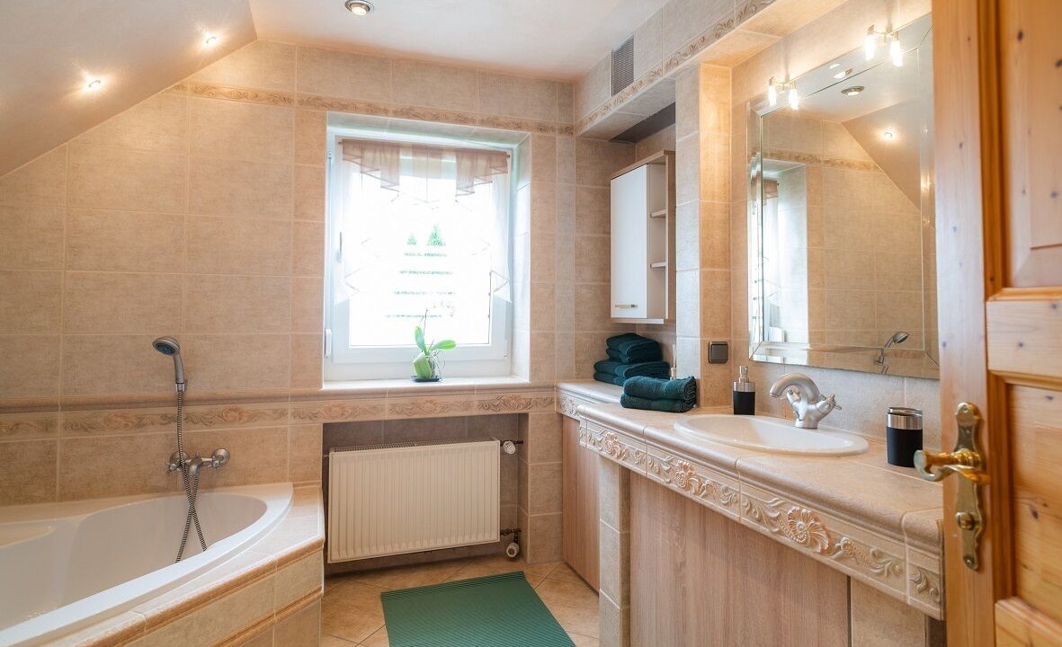 Photo of Bathroom in Rogen