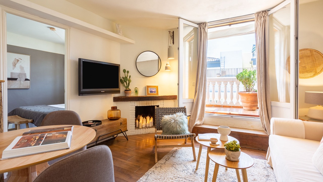Photo of Livingroom in Literary Quarter