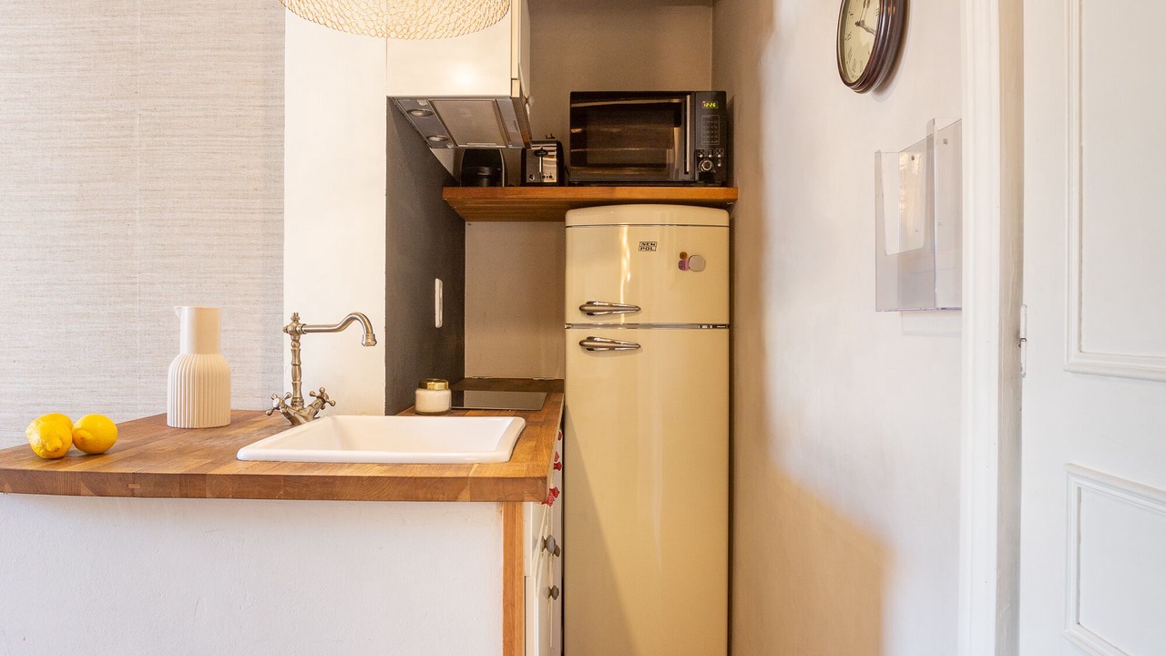 Photo of Kitchen in Literary Quarter