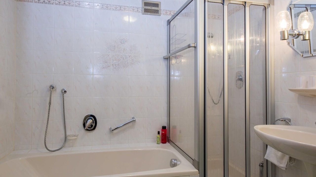 Photo of Bathroom in Mauth