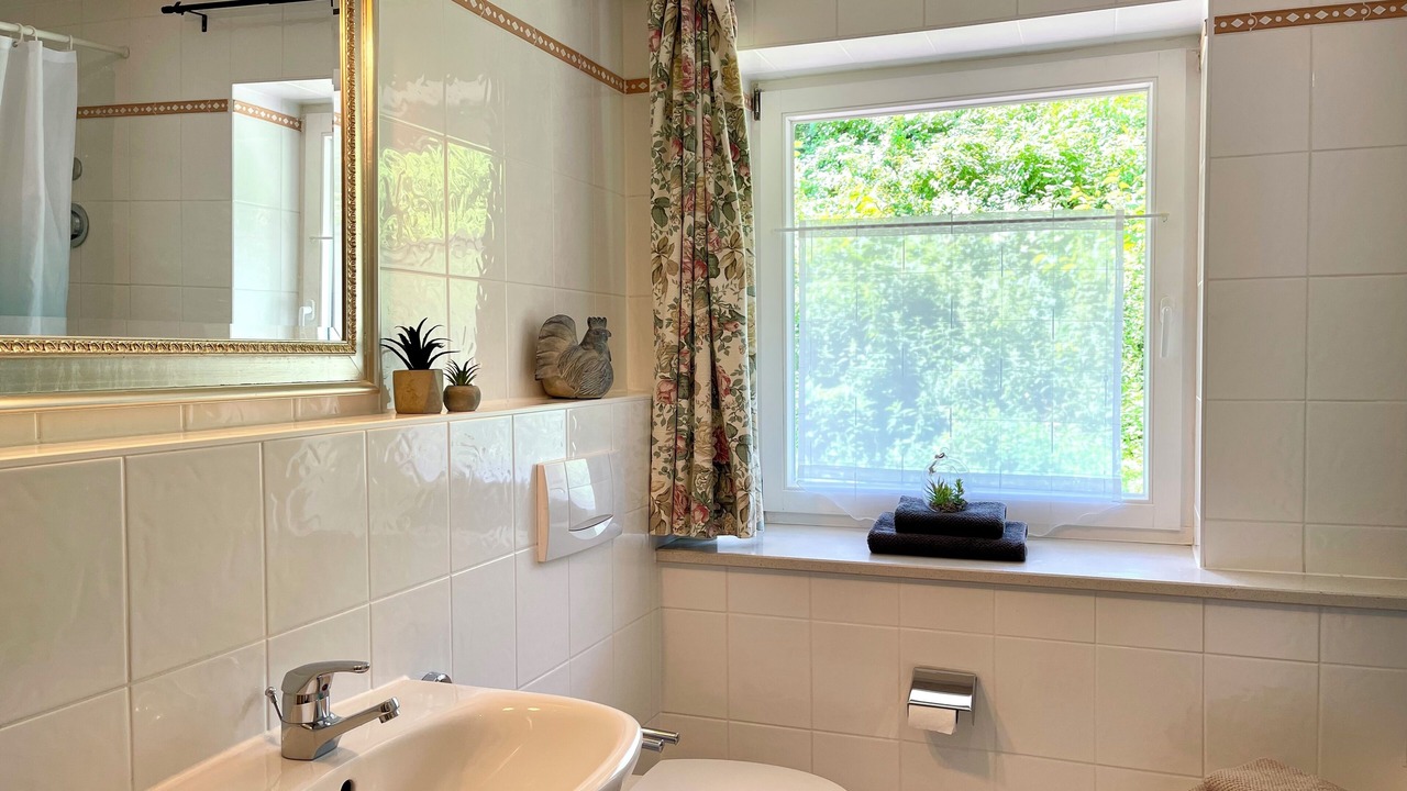 Photo of Bathroom in Schollang