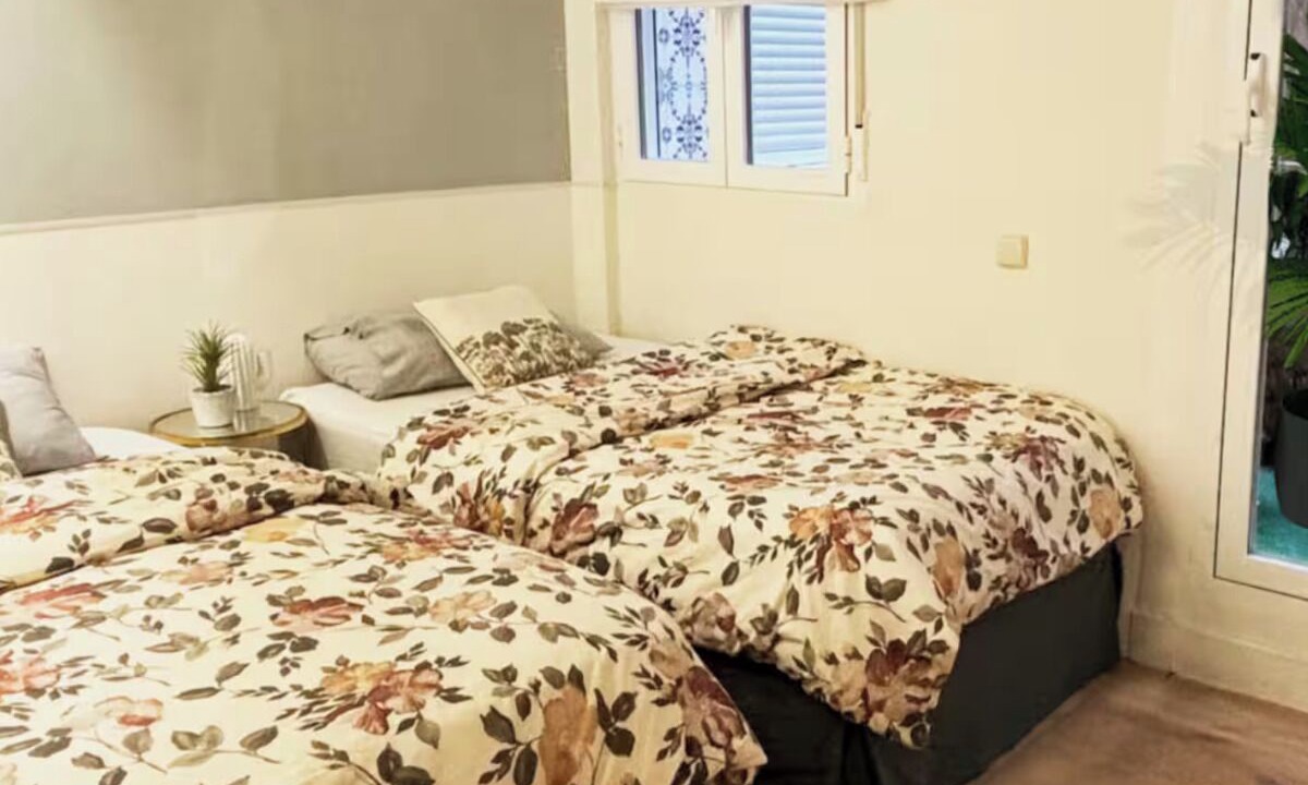 Photo of Bedroom in Jeronimos
