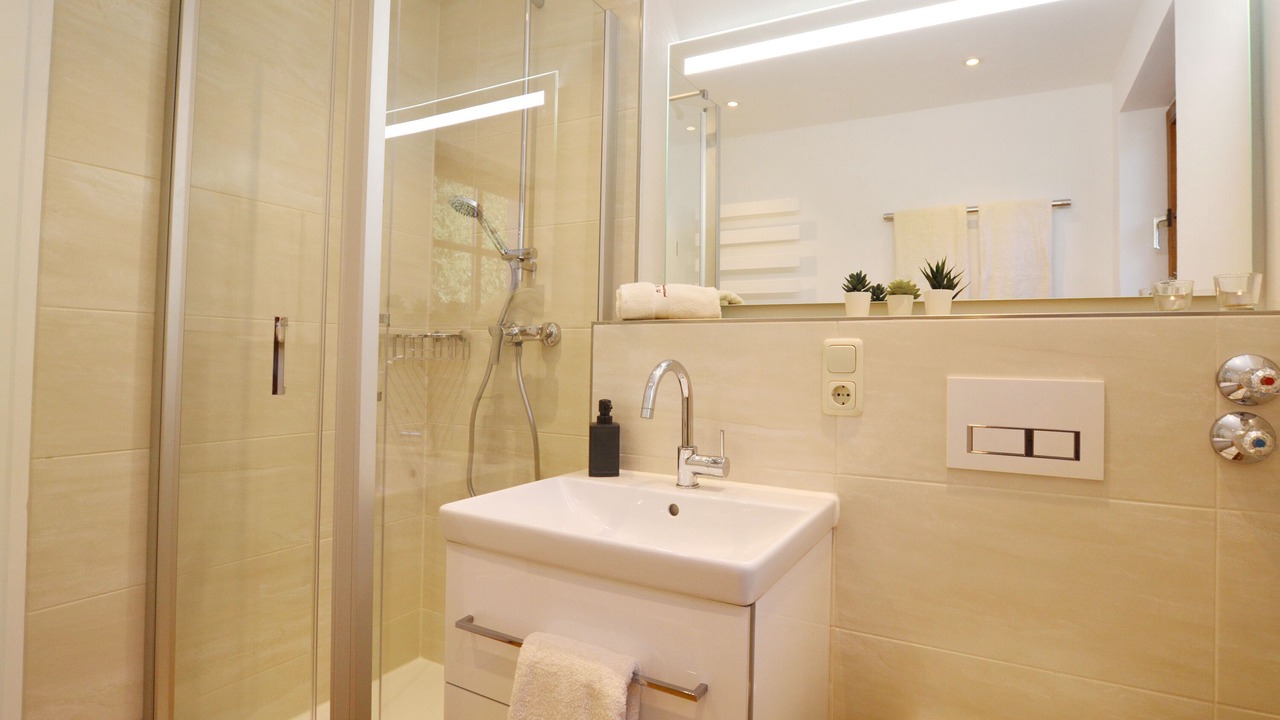 Photo of Bathroom in Arlaching