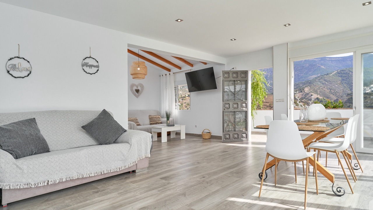 Photo of Livingroom in Archez