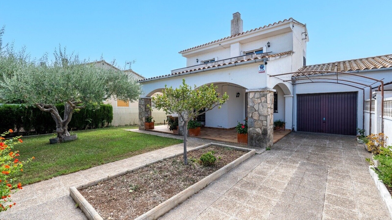 Photo of Outdoor in Creixell