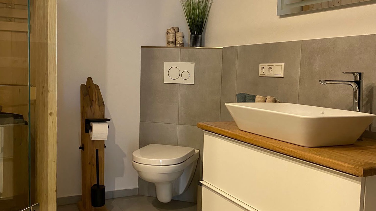 Photo of Bathroom in Wingertsberg