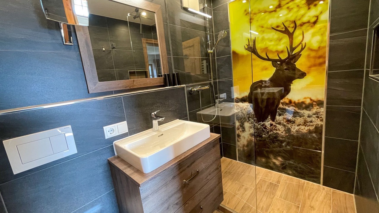 Photo of Bathroom in Anger