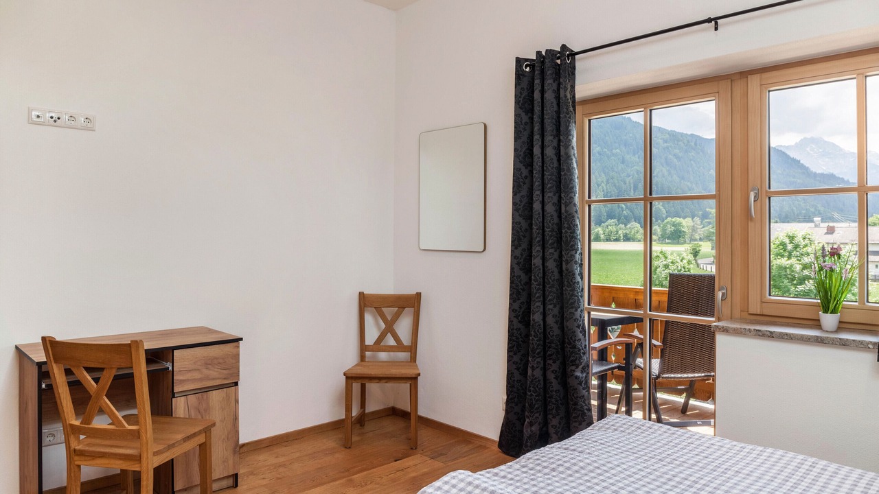 Photo of Bedroom in Farchant