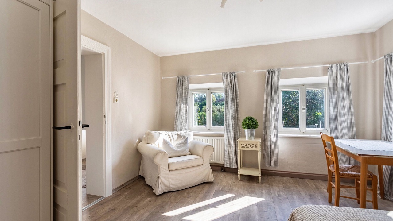 Photo of Livingroom in Antwort