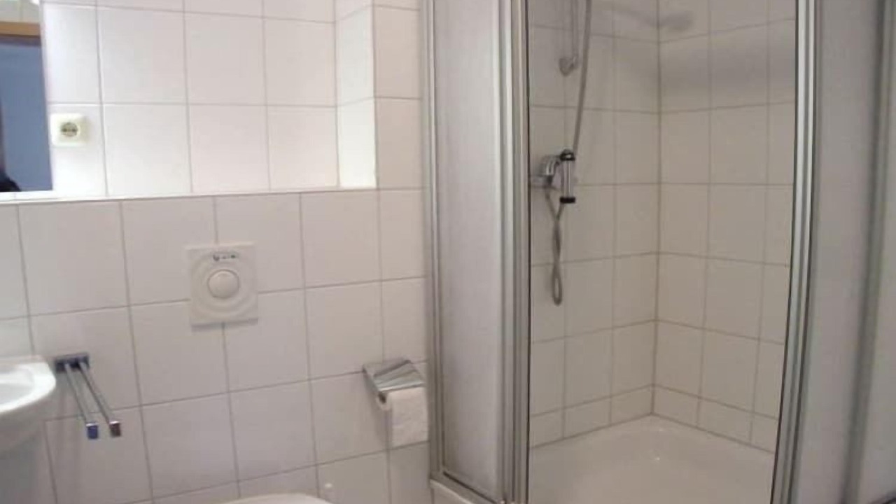 Photo of Bathroom in Orth