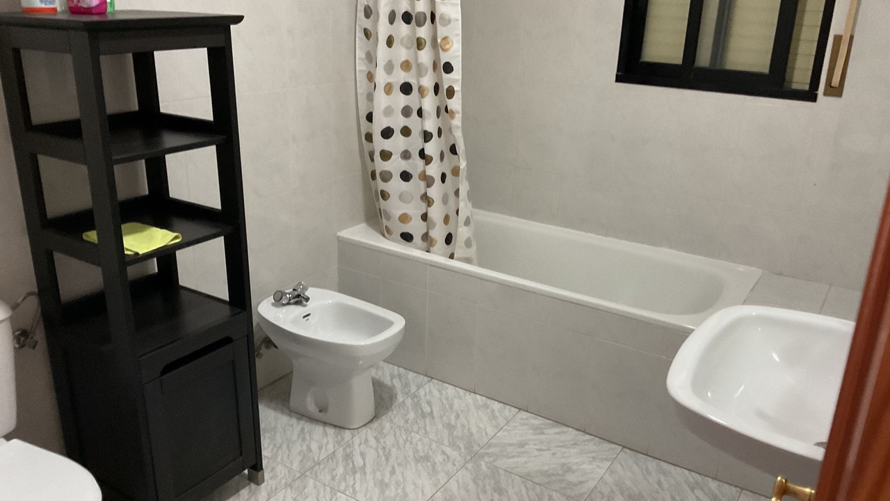 Photo of Bathroom in Los Geraeos