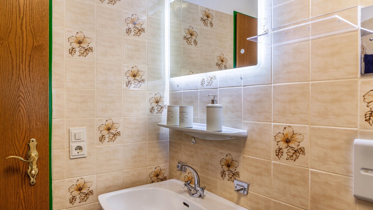 Photo of Bathroom in Untergrainau