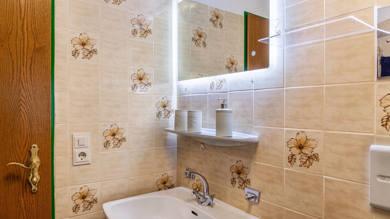 Photo of Bathroom in Untergrainau