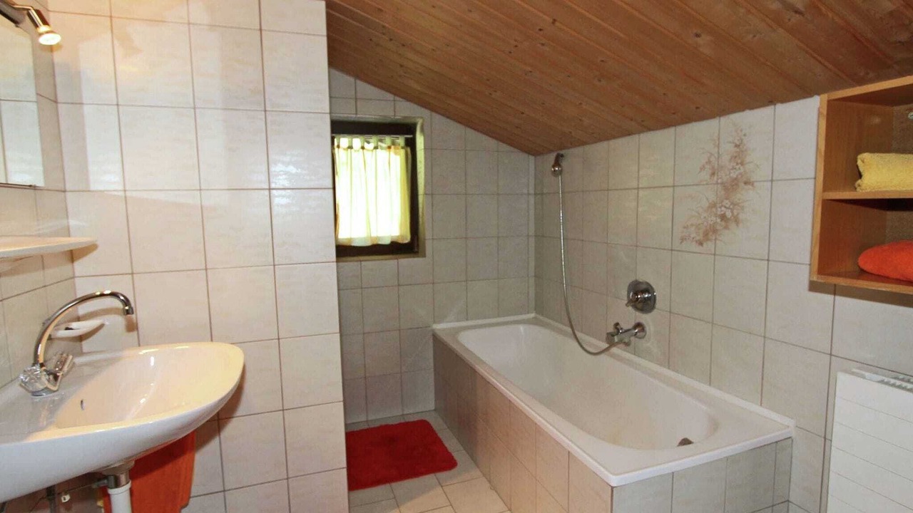 Photo of Bathroom in Fuegenberg