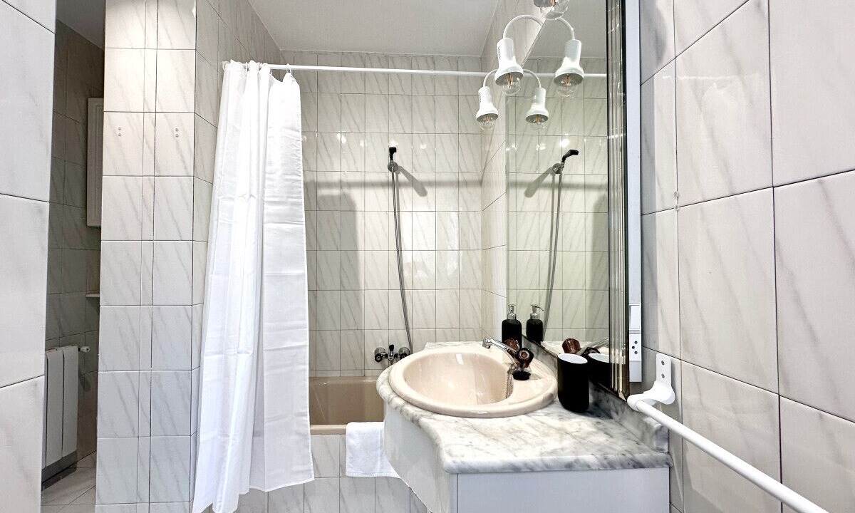 Photo of Bathroom in Noja