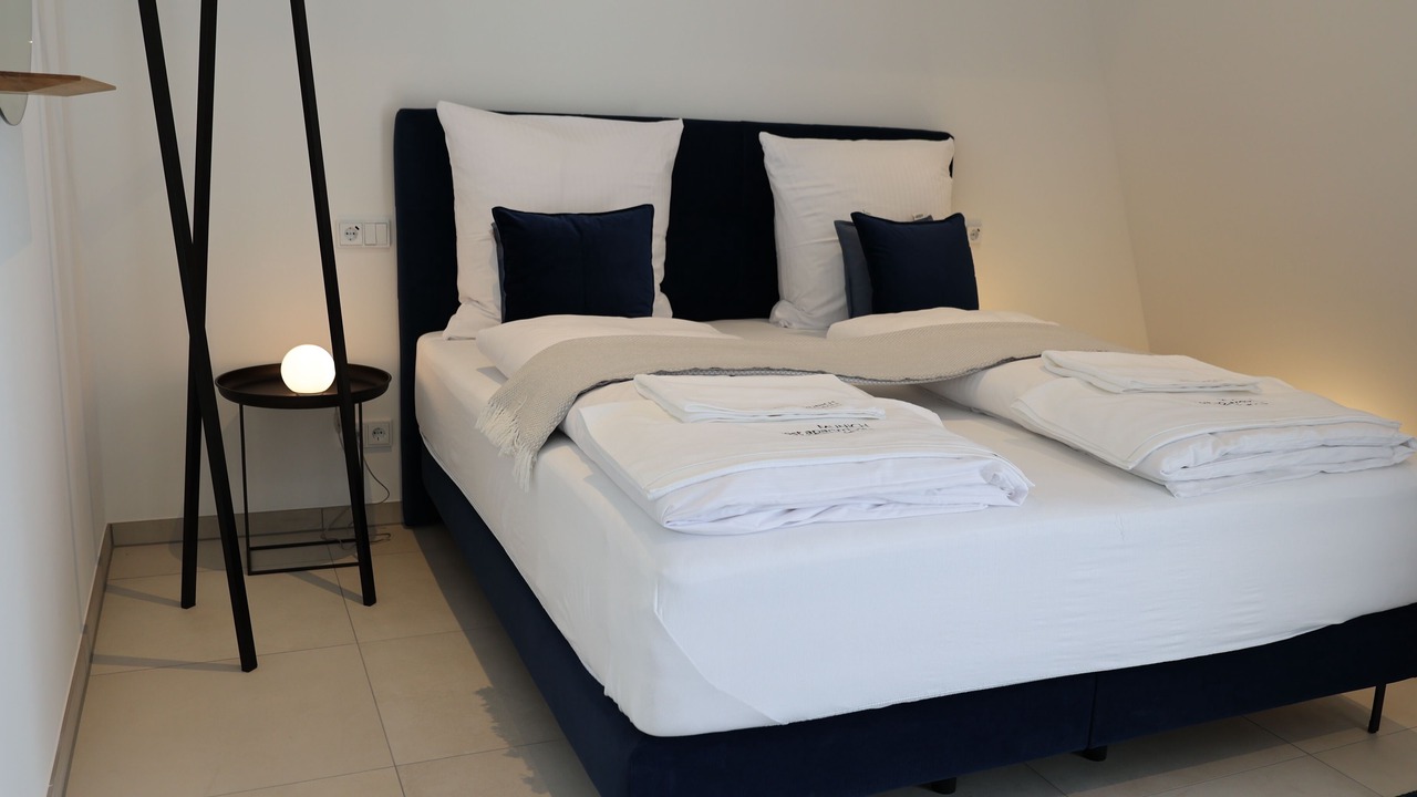 Photo of Bedroom in Ludwigsvorstadt-Kliniken