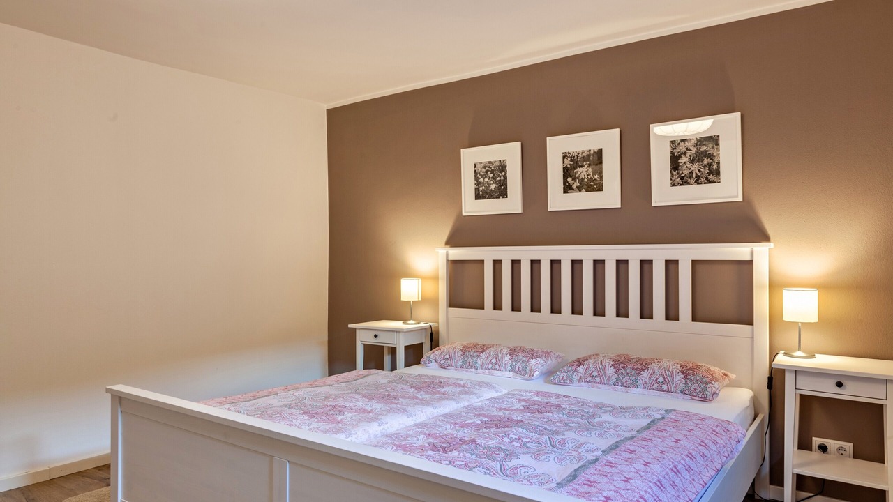Photo of Bedroom in Moehnesee