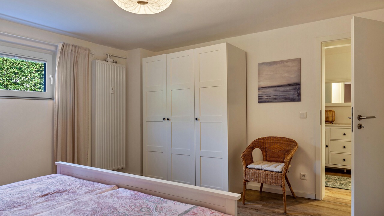 Photo of Bedroom in Moehnesee