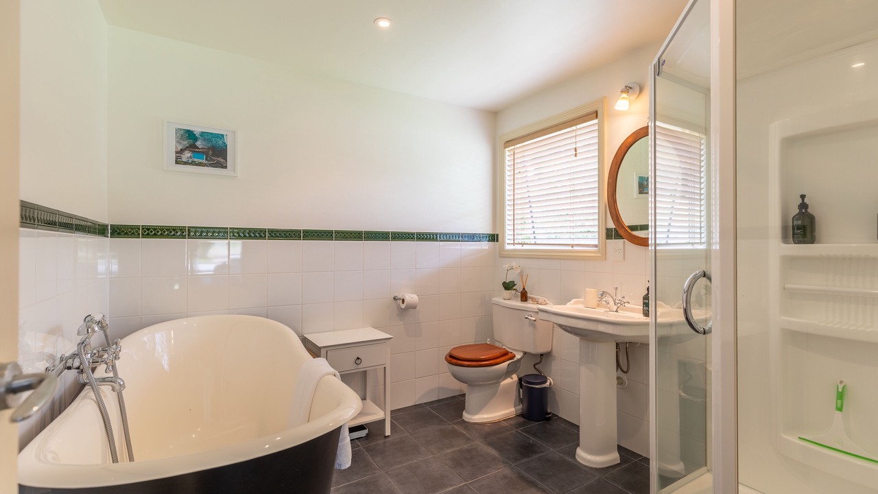 Photo of Bathroom in Arrow Junction