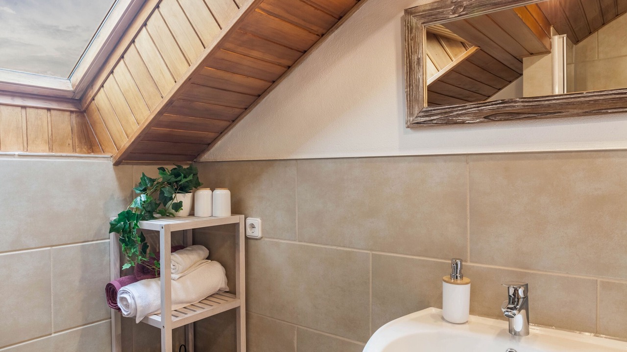 Photo of Bathroom in Farchant