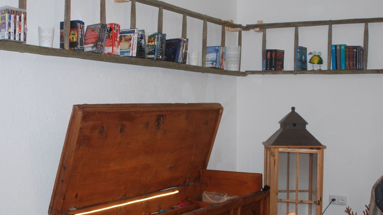 Photo of Others in Haus im Wald