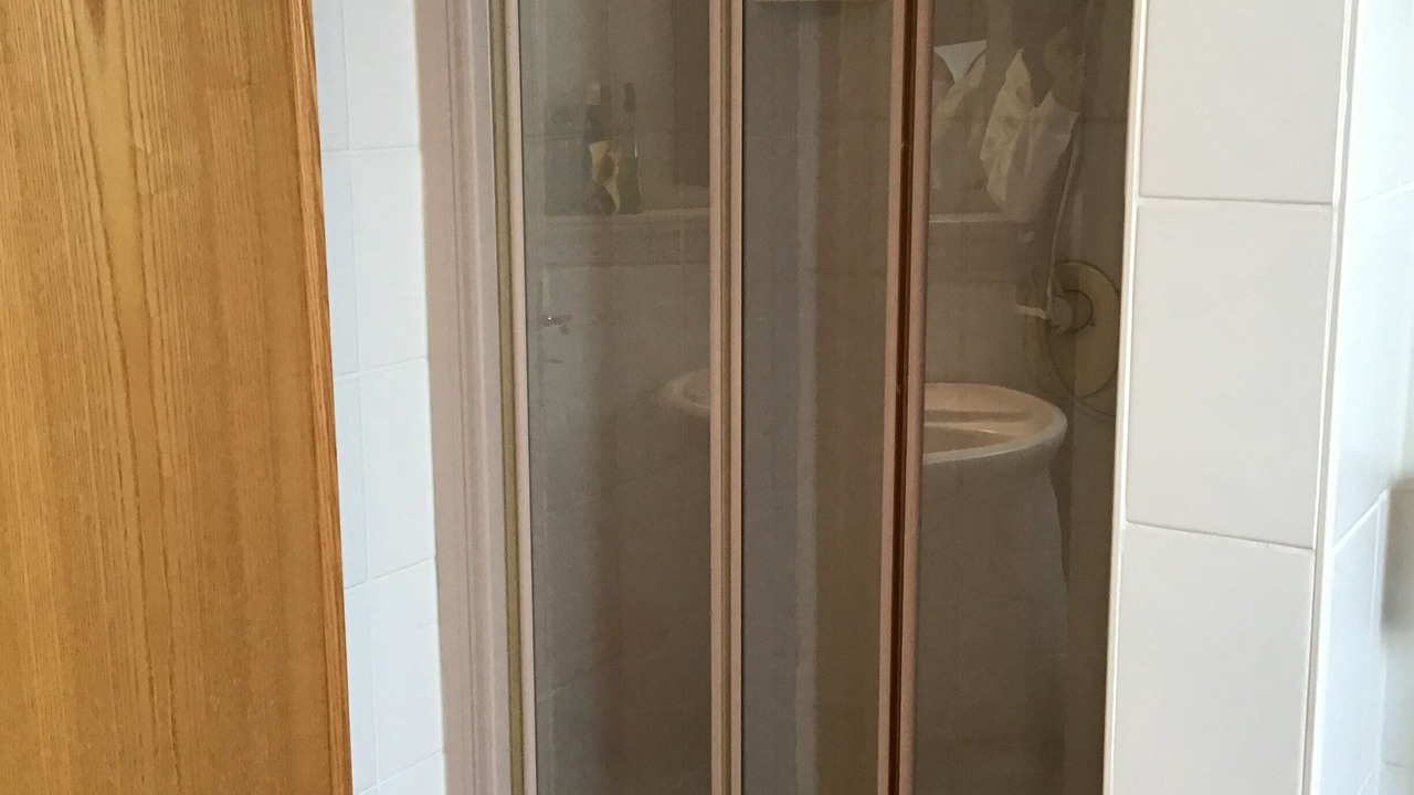 Photo of Bathroom in Horn