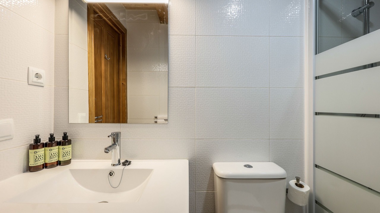Photo of Bathroom in Malasana