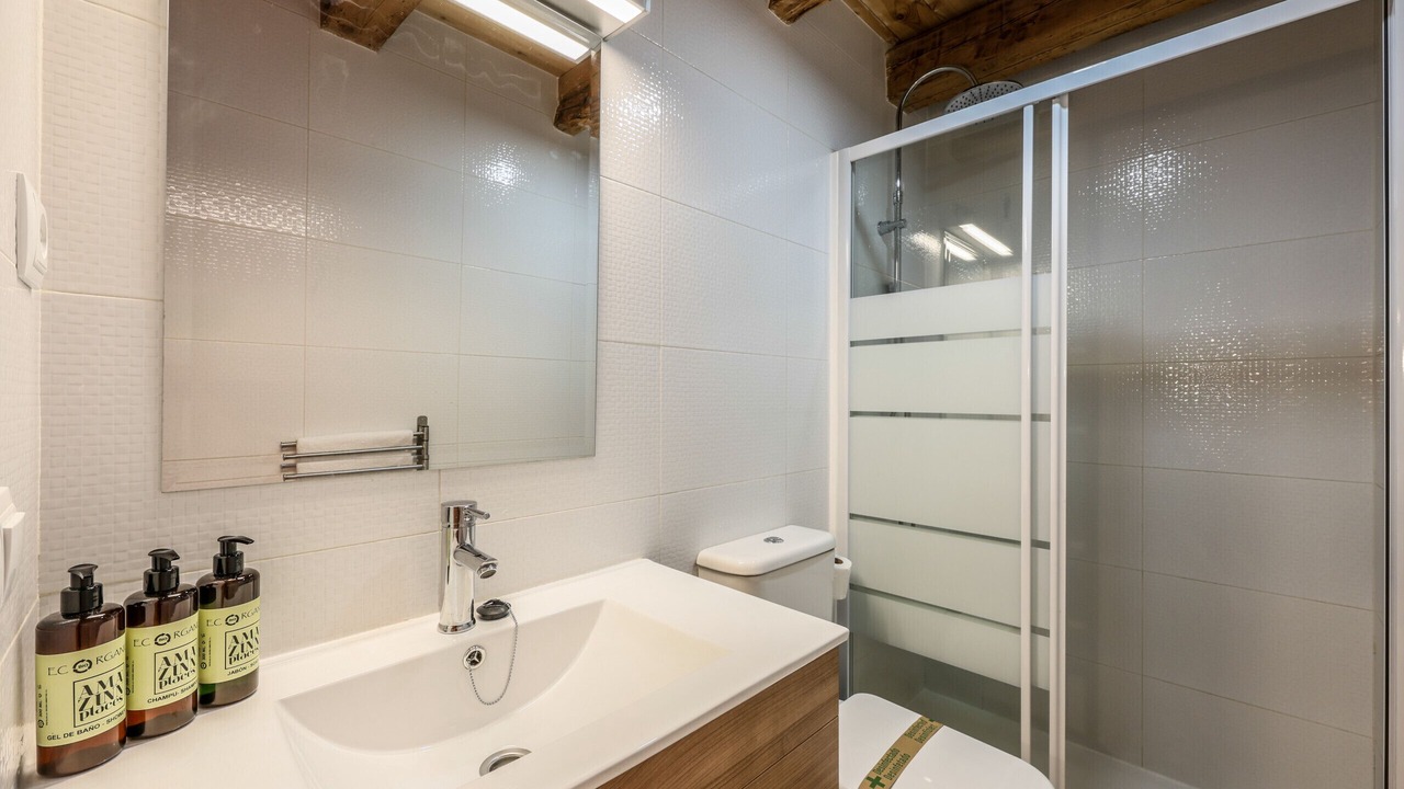 Photo of Bathroom in Malasana