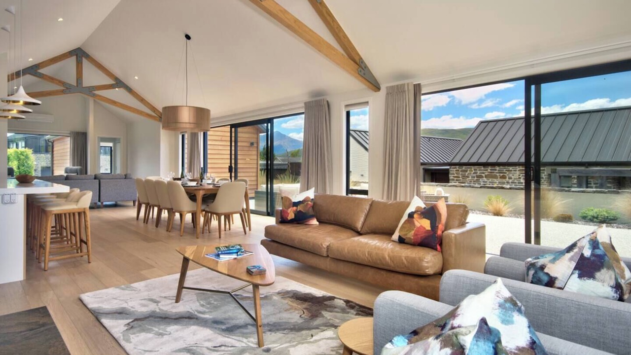 Photo of Livingroom in Jacks Point