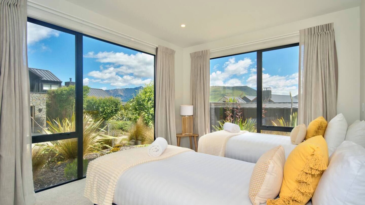 Photo of Bedroom in Jacks Point