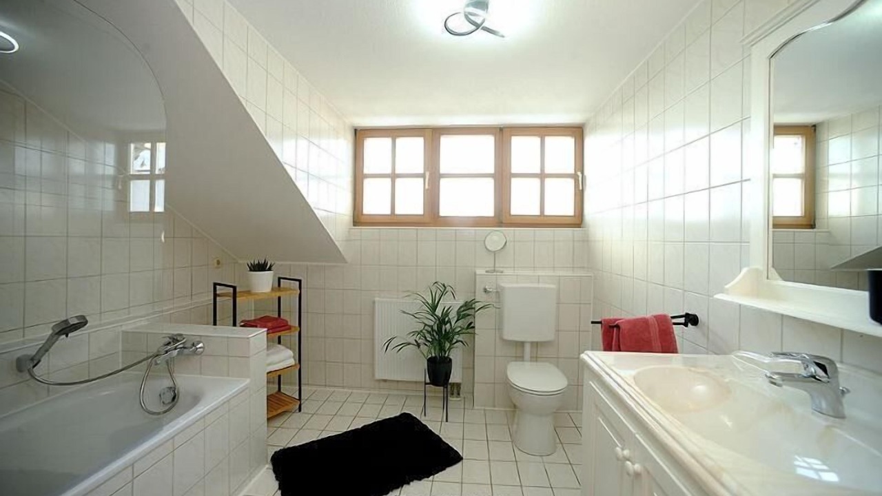 Photo of Bathroom in Silberberg