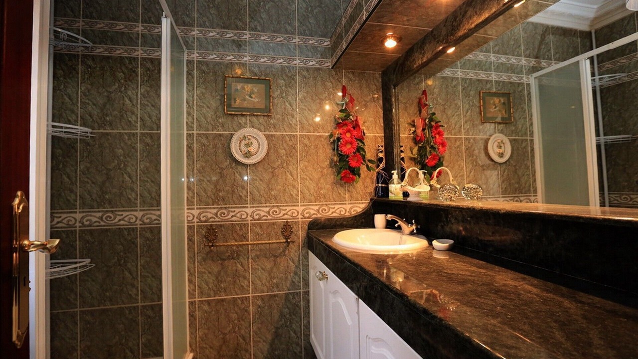 Photo of Bathroom in Callao Salvaje