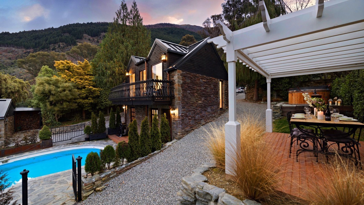 Photo of Outdoor in Sunshine Bay
