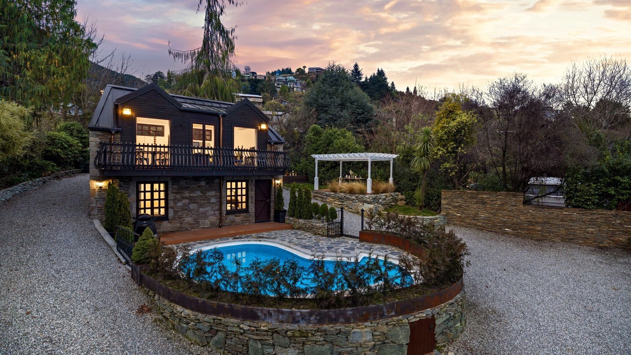 Photo of Outdoor in Sunshine Bay
