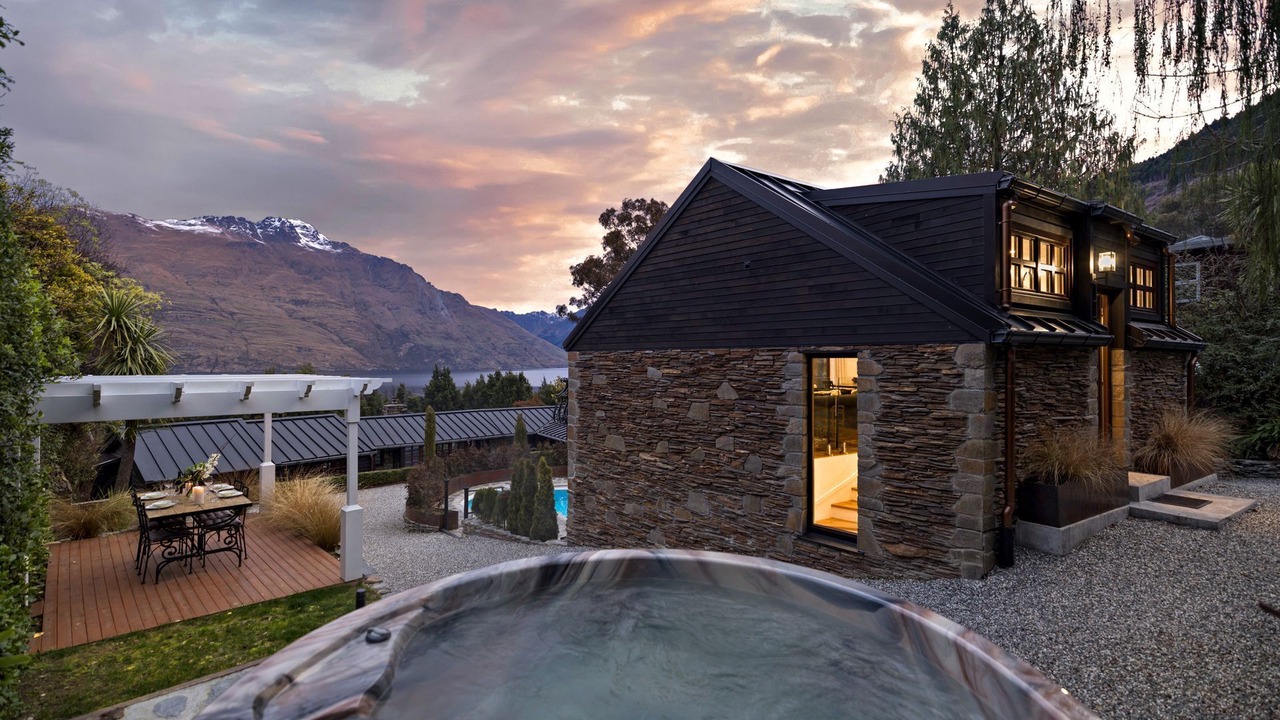 Photo of Outdoor in Sunshine Bay