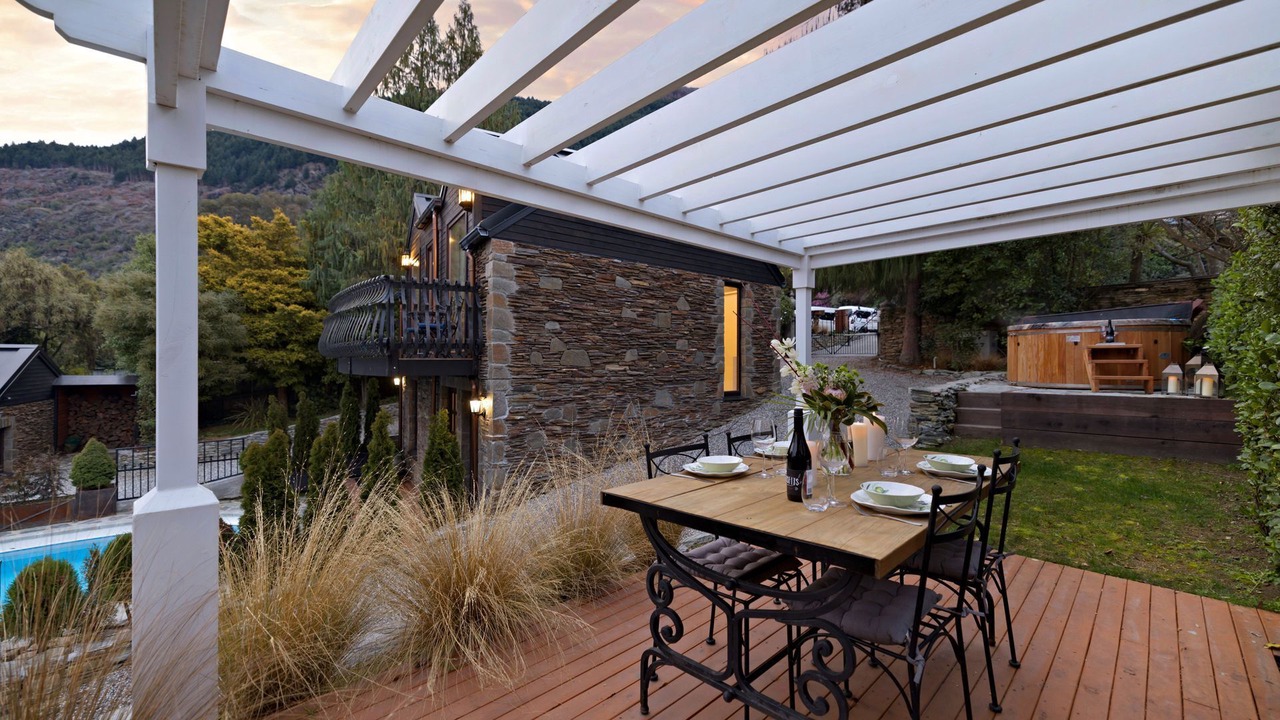 Photo of Outdoor in Sunshine Bay
