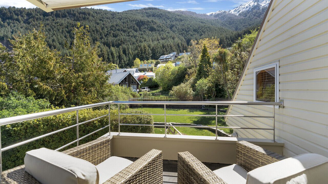 Photo of Patio Balcony in Sunshine Bay