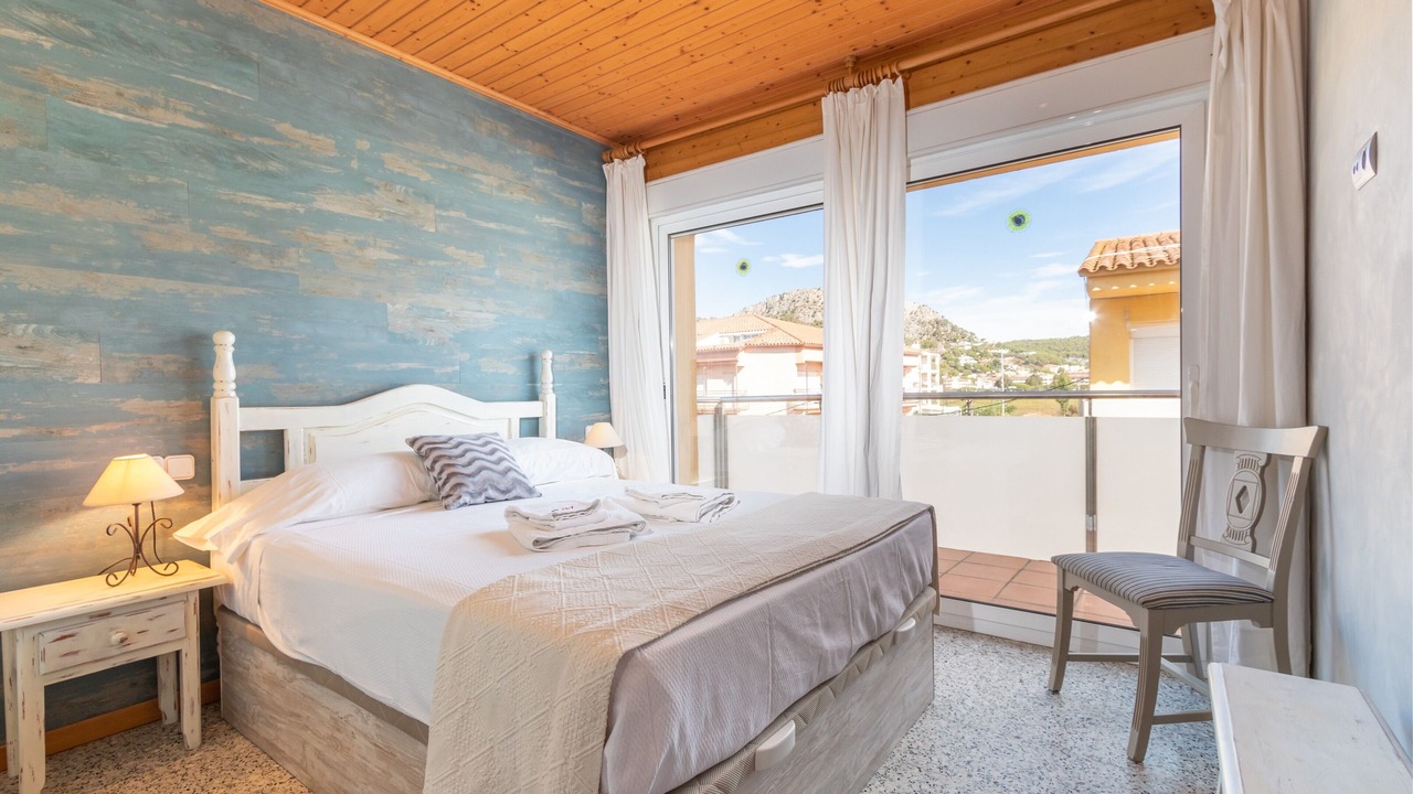 Photo of Bedroom in Torroella de Montgri