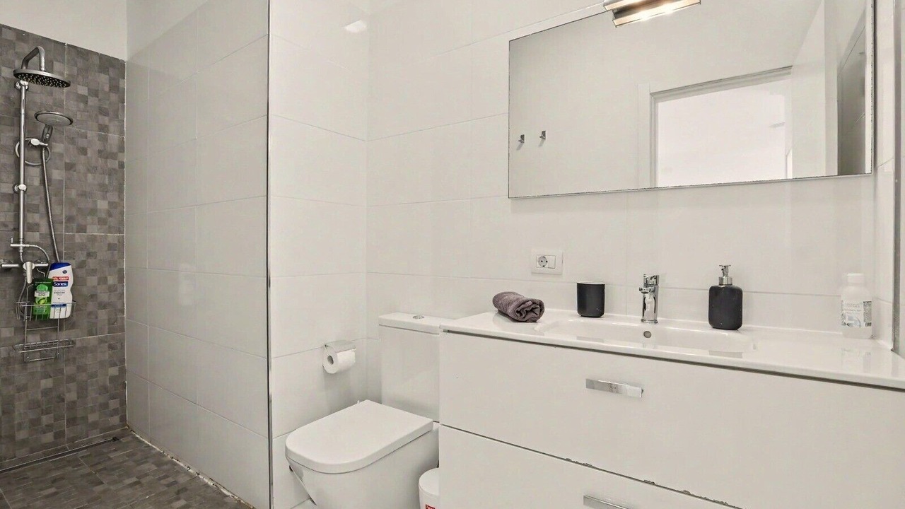 Photo of Bathroom in Los Cristianos