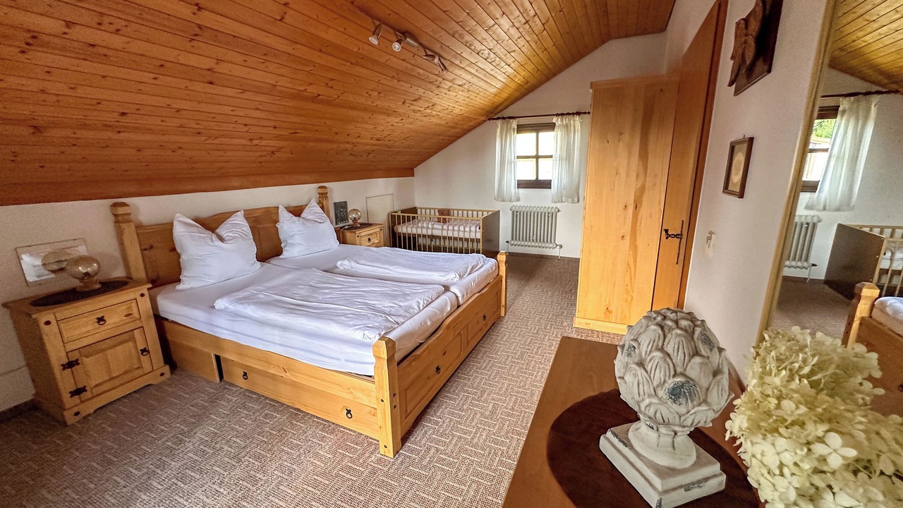 Photo of Bedroom in Renholding