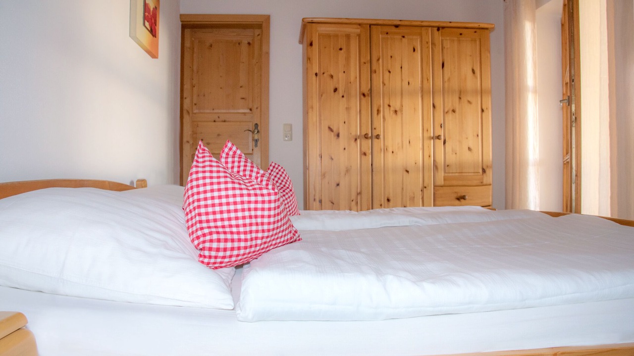Photo of Bedroom in Renholding