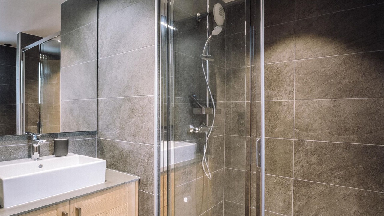 Photo of Bathroom in Les Praz-de-Chamonix