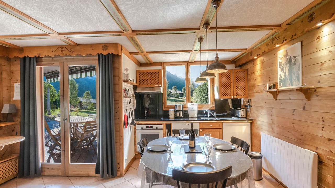 Photo of Kitchen in Les Praz-de-Chamonix