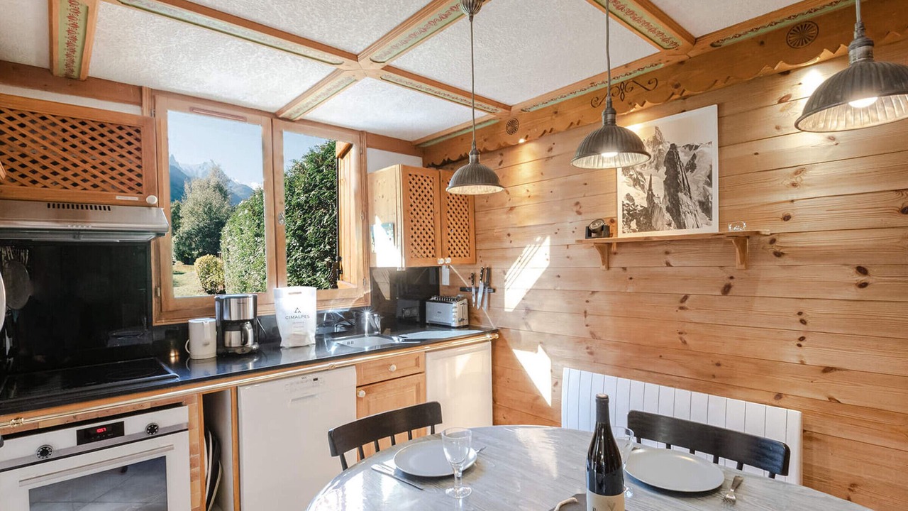 Photo of Kitchen in Les Praz-de-Chamonix