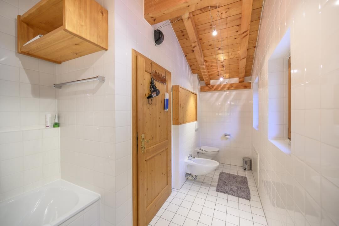 Photo of Bathroom in Untergrainau