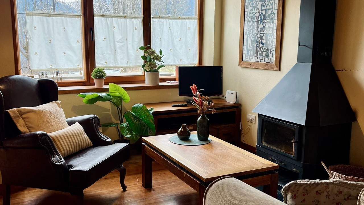 Photo of Livingroom in Taull