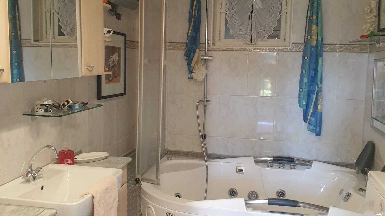 Photo of Bathroom in Elbersroth