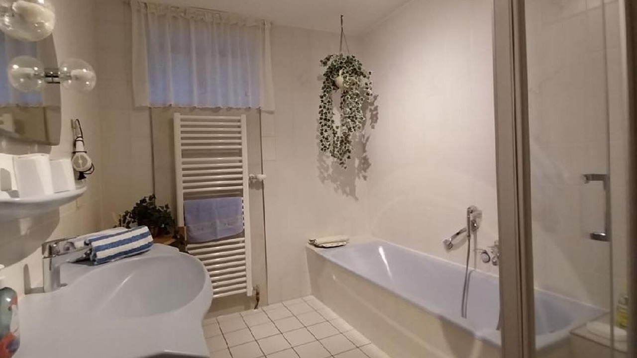 Photo of Bathroom in Traitsching