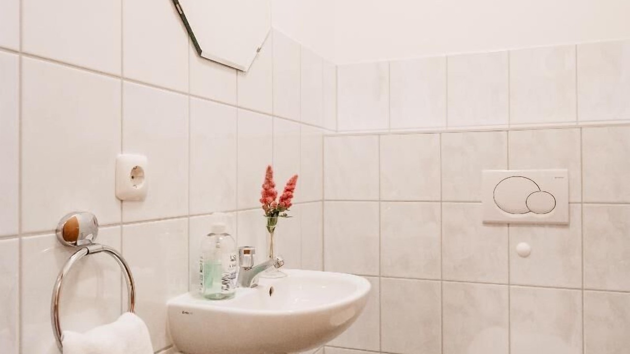 Photo of Bathroom in Wurding